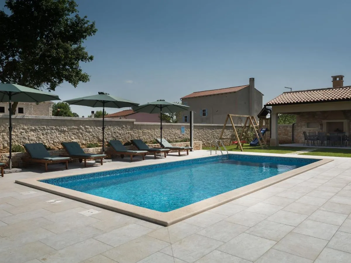 Holiday Home Ernesta - Roj463 By Interhome Žminj