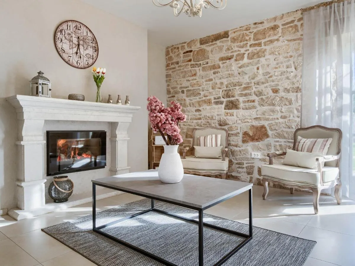 Holiday Home Ernesta - Roj463 By Interhome Žminj 크로아티아