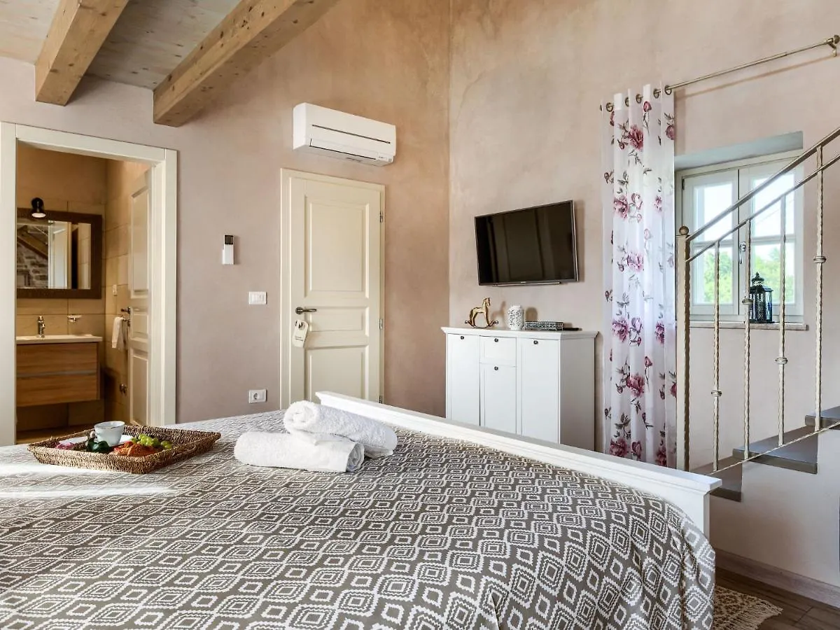 Holiday Home Ernesta - Roj463 By Interhome Žminj
