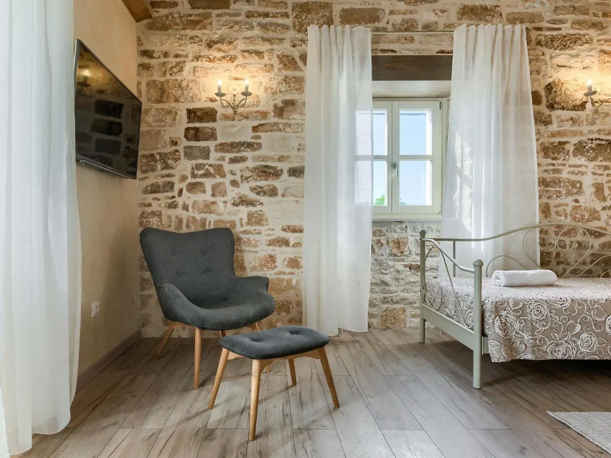 Holiday Home Ernesta - Roj463 By Interhome Žminj